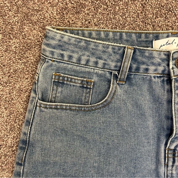Petal & Pup Women’s Blue Denim Shorts High Rise Stretch Cuffed Mid Length Size S - Picture 5 of 12